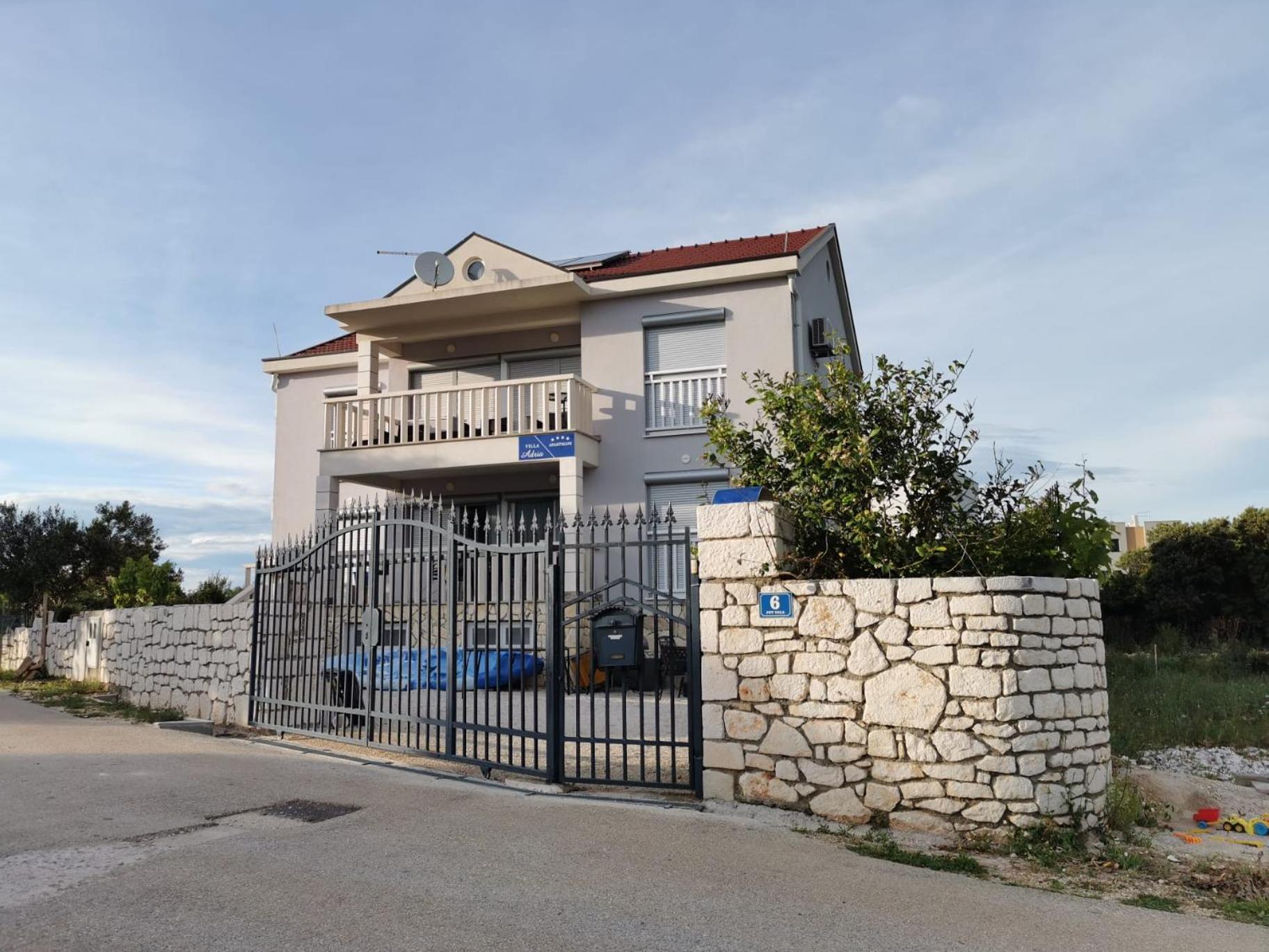 Villa Adria Сресер Екстер'єр фото